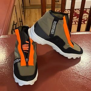 Adidas x undefeated shoes sz 8.5